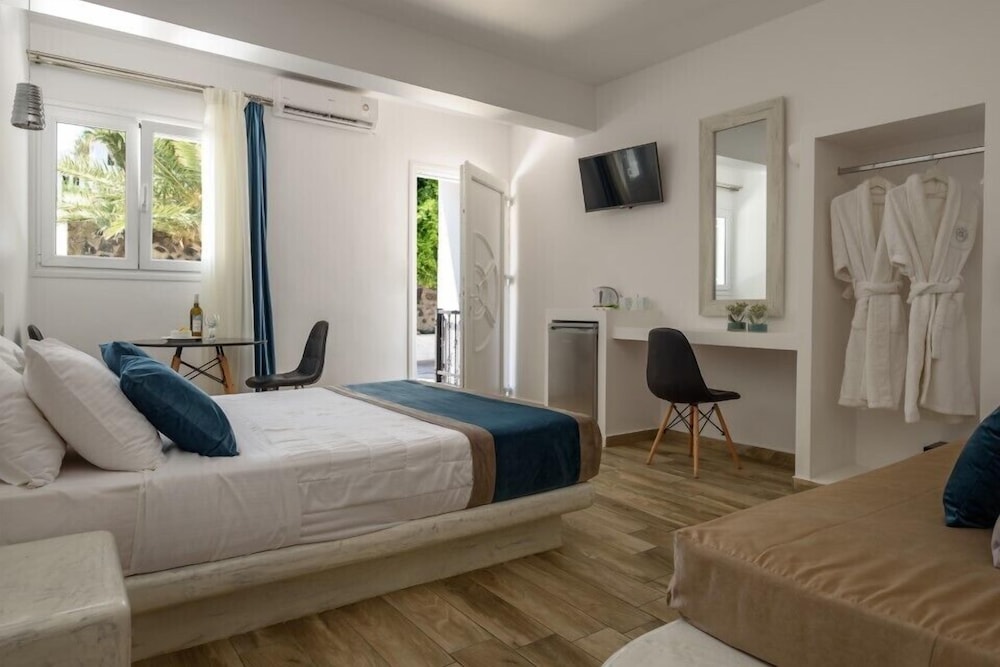 Junior Room