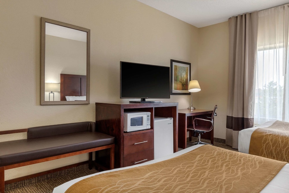 Standard Double Room, 2 Double Beds, Non Smoking - Photo 3
