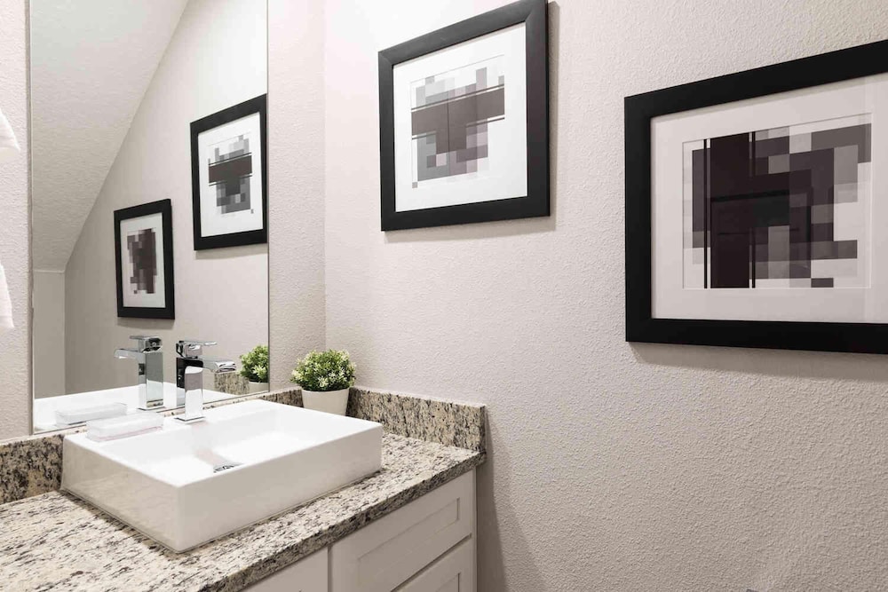 Your Dream Getaway Brand New Family Villa Just 5 Mins From Disney w Free Resort Access, Billede 9