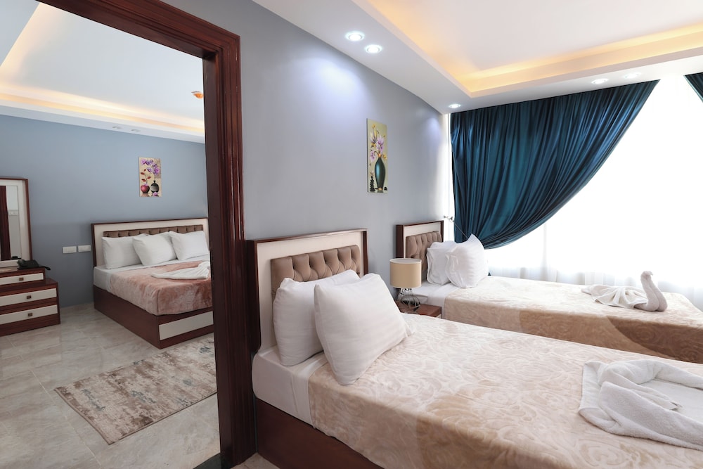 Junior Quadruple Room