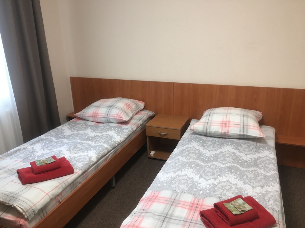 Economy Twin Room, Shared Bathroom
