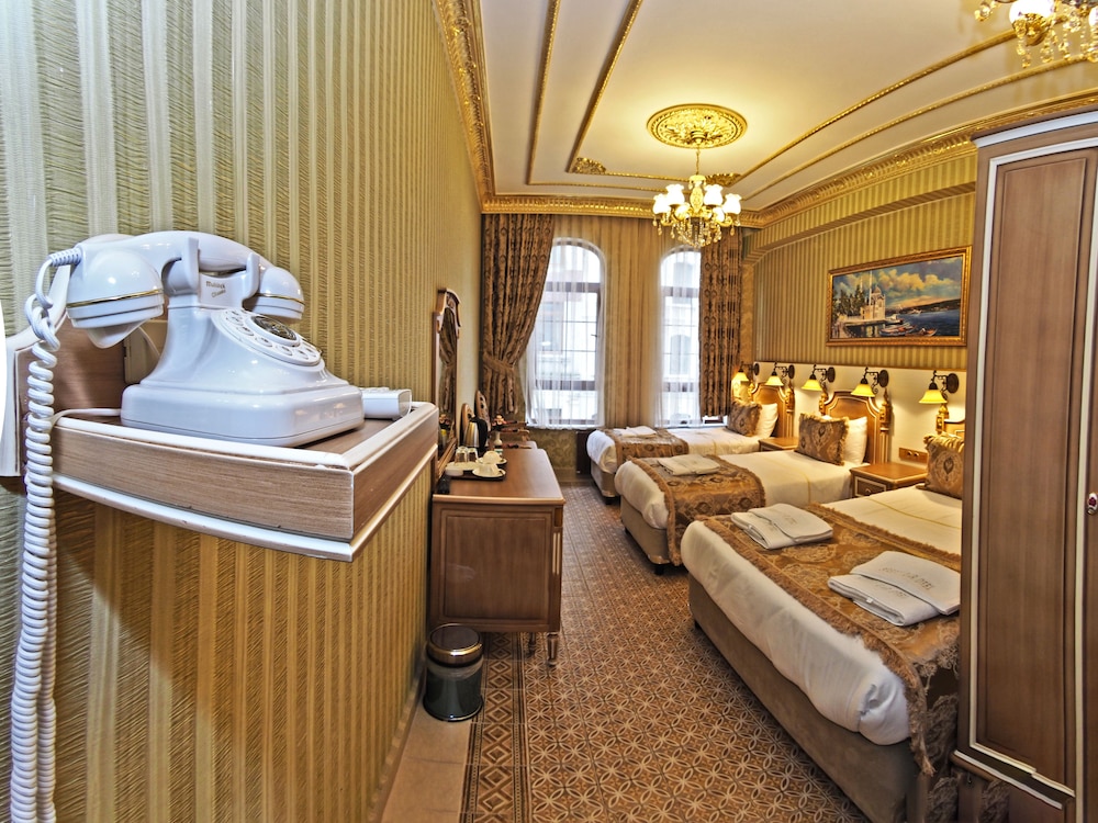 Deluxe Quadruple Room photo 1