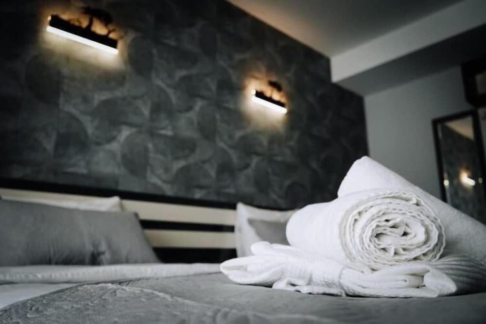 Deluxe Double or Twin Room photo 2