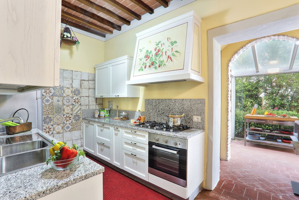 Luxury Villa in Tuscany With Pool Near Pisa and Florence - Eight Bedrooms 14 pl, Foto 10