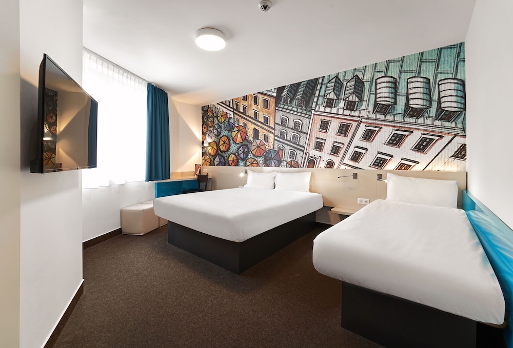 Standard Triple Room - Photo 1