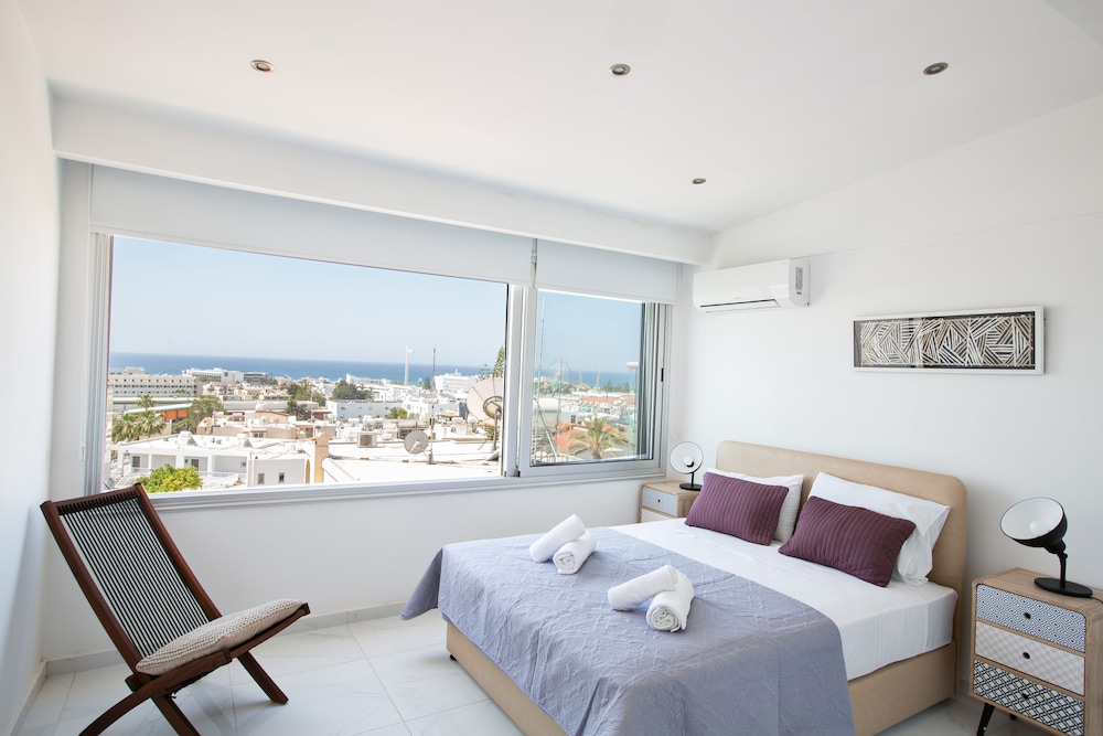 Apartment, 2 Bedrooms, Balcony, Ocean View