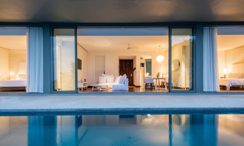 2 Bedrooms Pool Villa