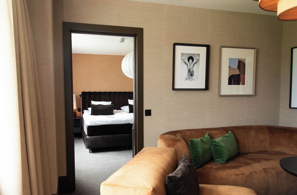 Suite (Spa is not included)