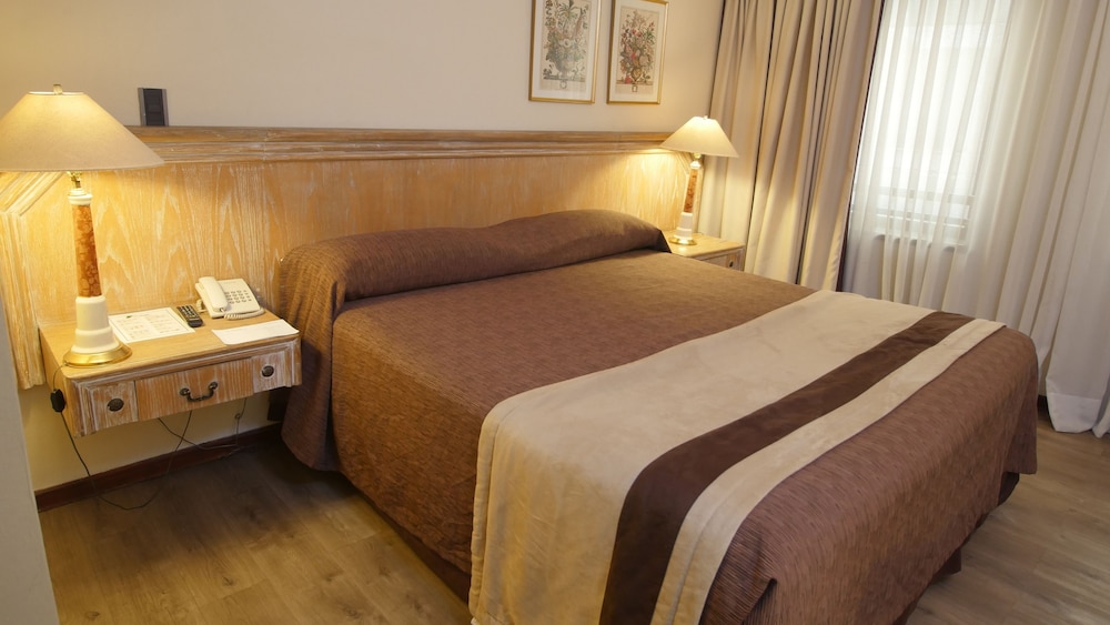 Standard Room - Photo 1