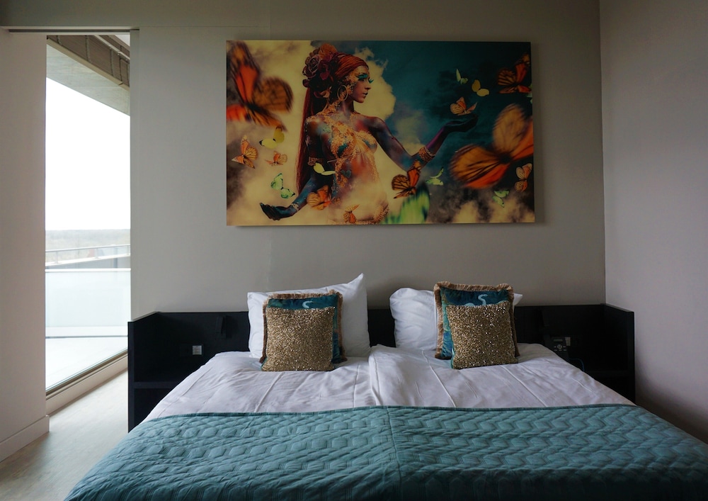 Luxury Penthouse photo 3