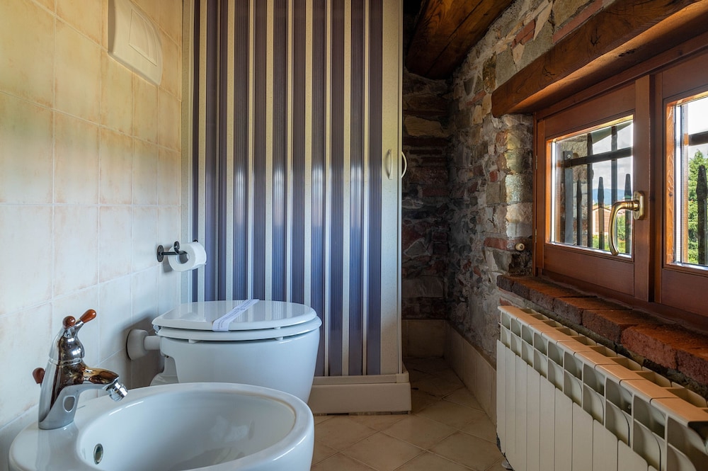 Small Double Room – Attic - Photo 6