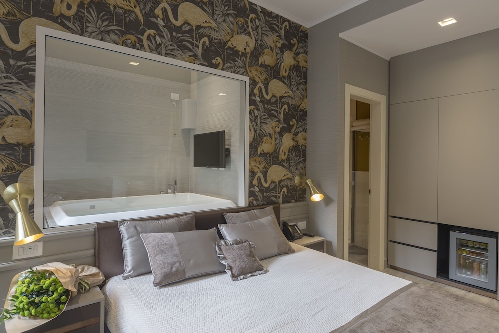 Suite, City View photo 1