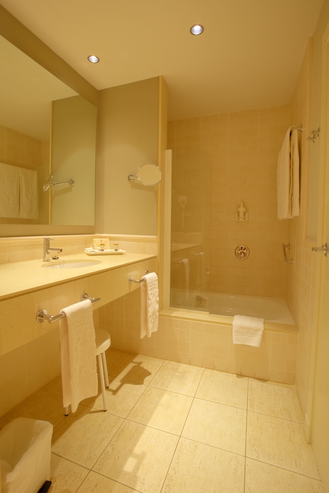 Double Room - Photo 5