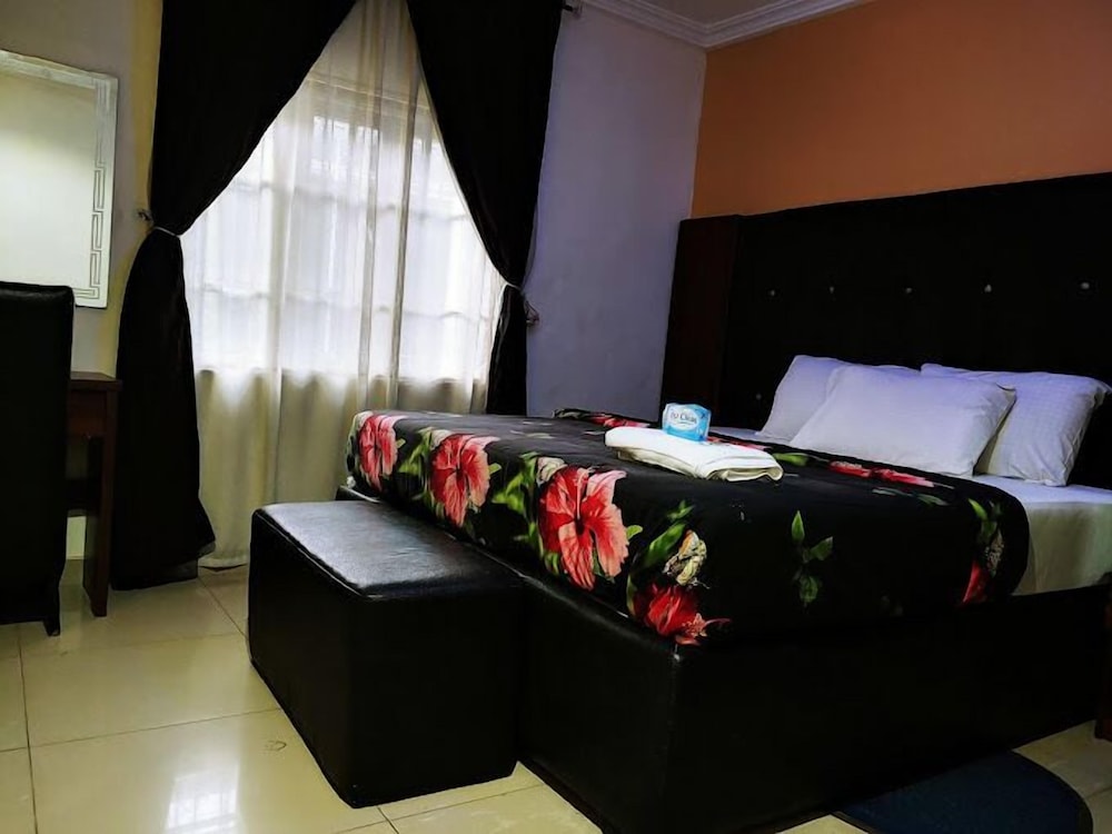 Classic Room, Balcony, City View photo 1