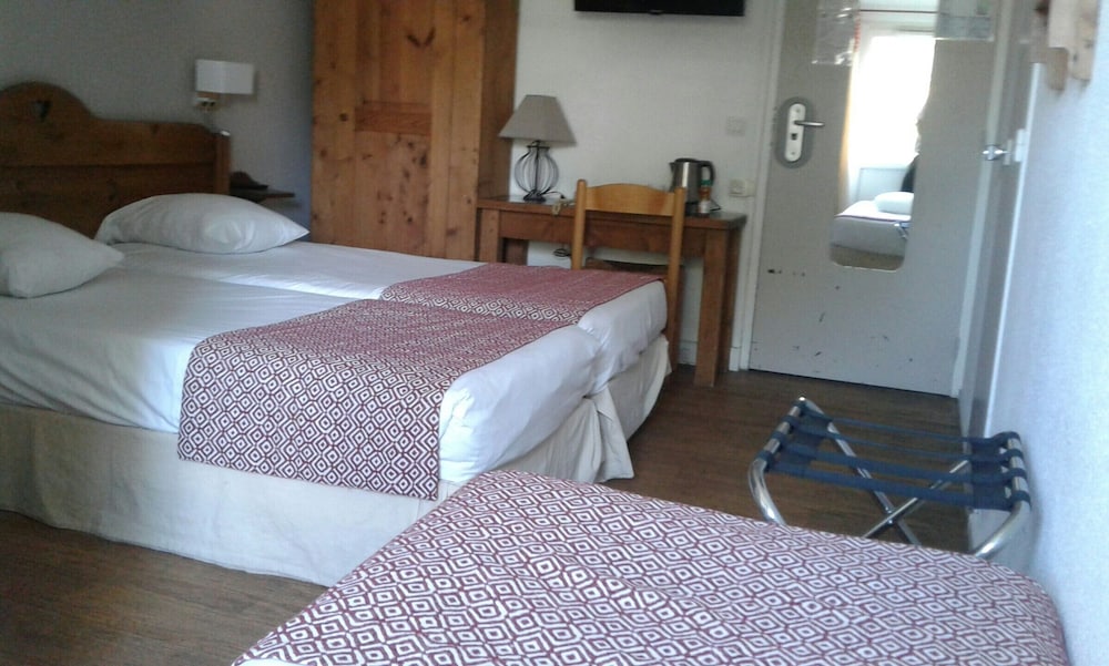 Comfort Triple Room - Photo 13