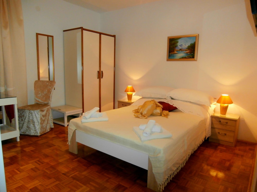 Premium Double Room photo 2