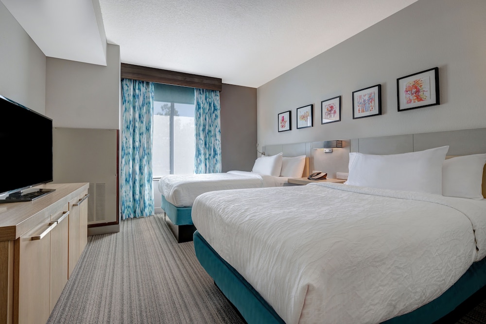 Suite, 2 Double Beds, Accessible - Photo 3