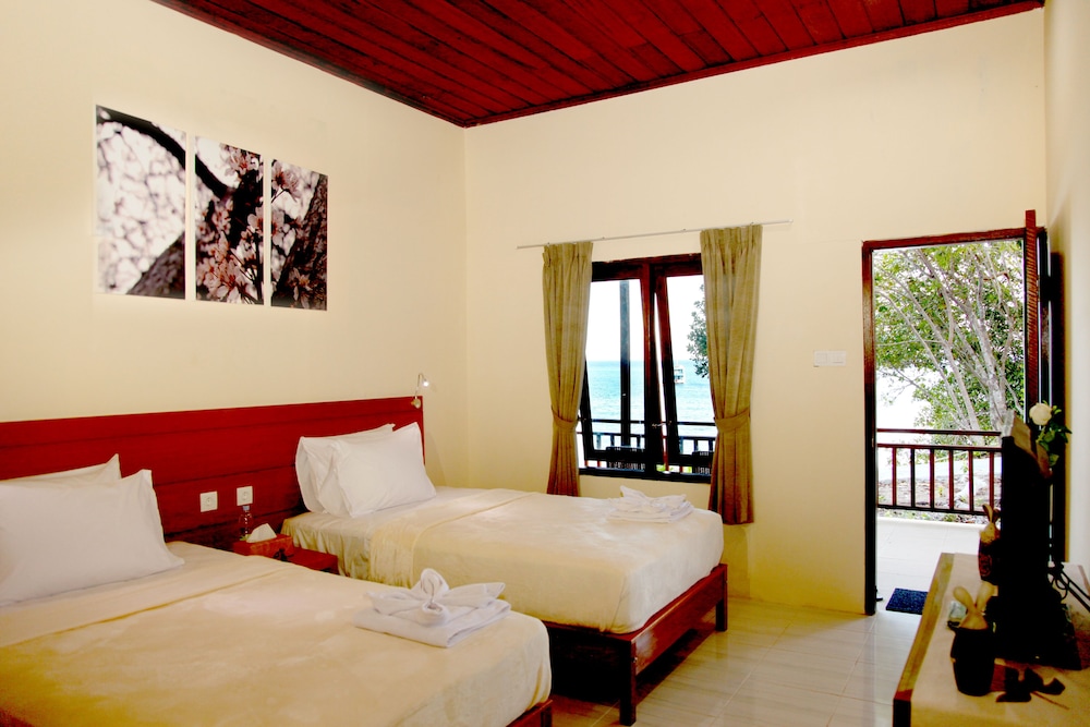 Twin Room, Sea View photo 1