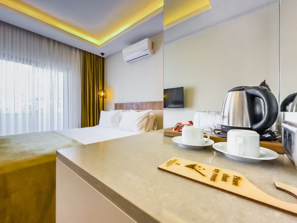Deluxe Double Room, Balcony,Side Sea View - Photo 17