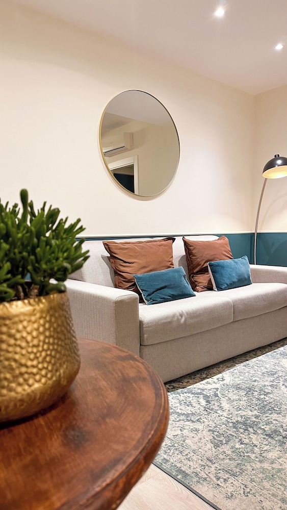 Comfort Apartment - Photo 21