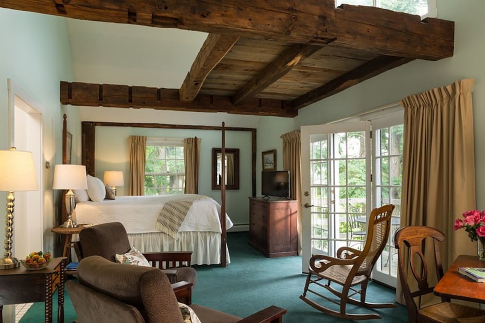 Fireplace Suite photo 3