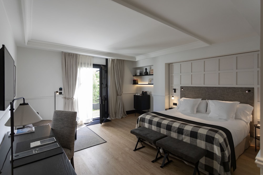 Premium Double Room, Garden View