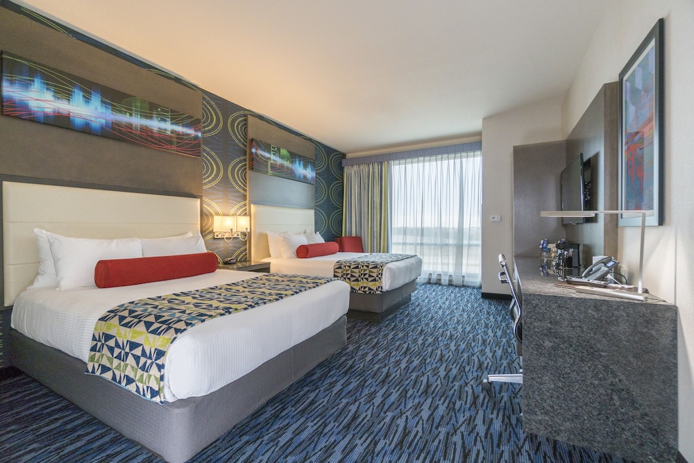 Room, 2 Queen Beds, Accessible (Hearing Impaired) photo 1