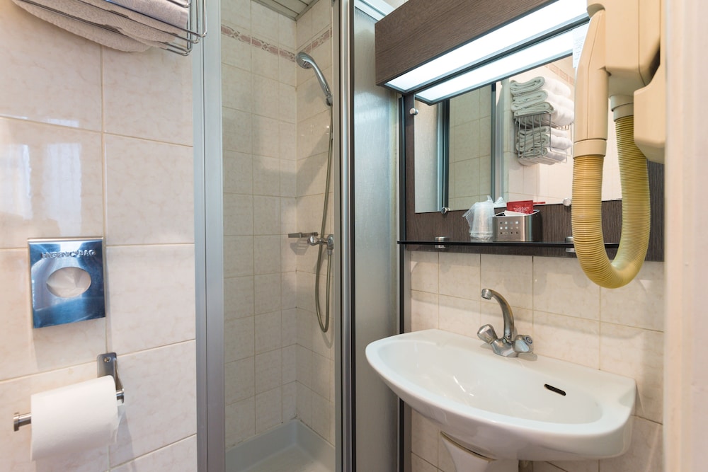 Classic Triple Room photo 3