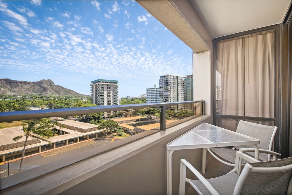 Suite, 2 Bedrooms (Diamond Head) - Photo 8