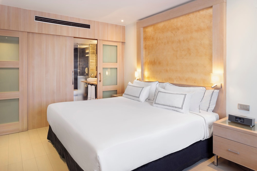 Room (MELIA THE LEVEL) - Photo 4