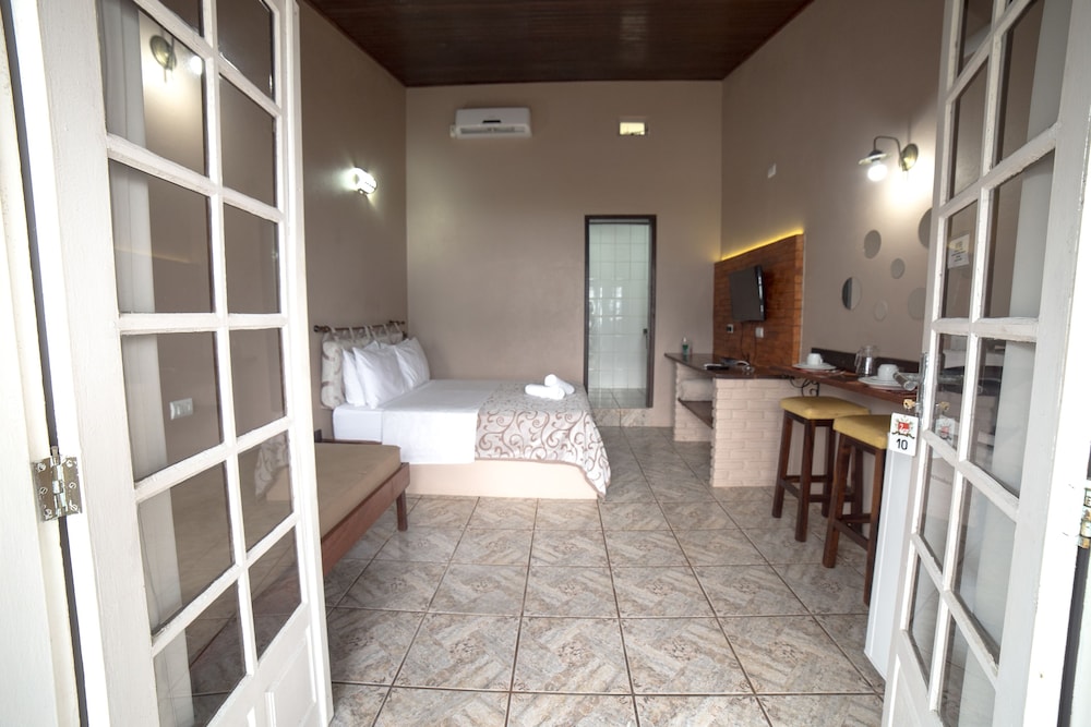 Standard Chalet, 1 Double Bed