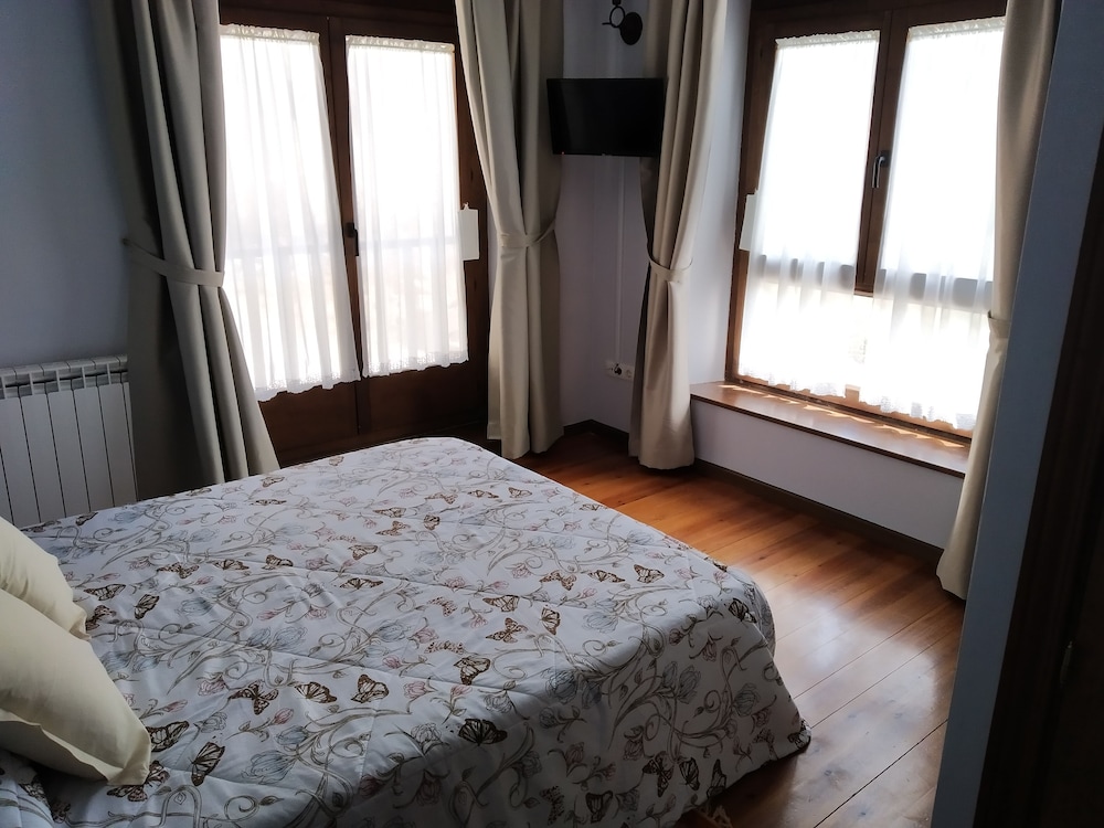 Standard Double Room, Mountain View photo 2