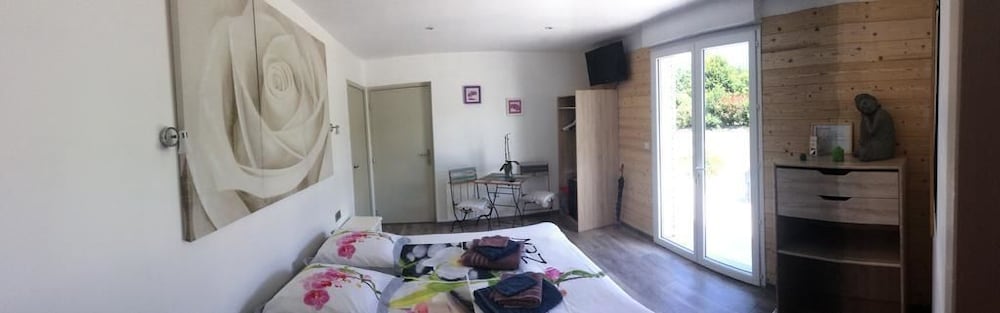 Double Room, Terrace, Garden View (Zen) photo 1