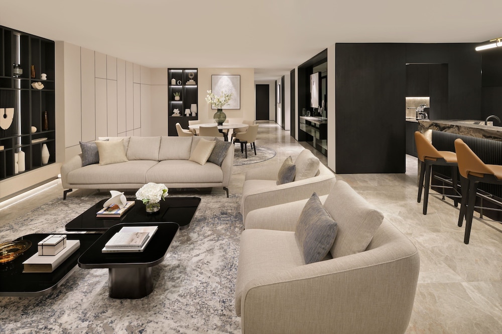 Presidential Suite, 2 Bedrooms thumbnail 6
