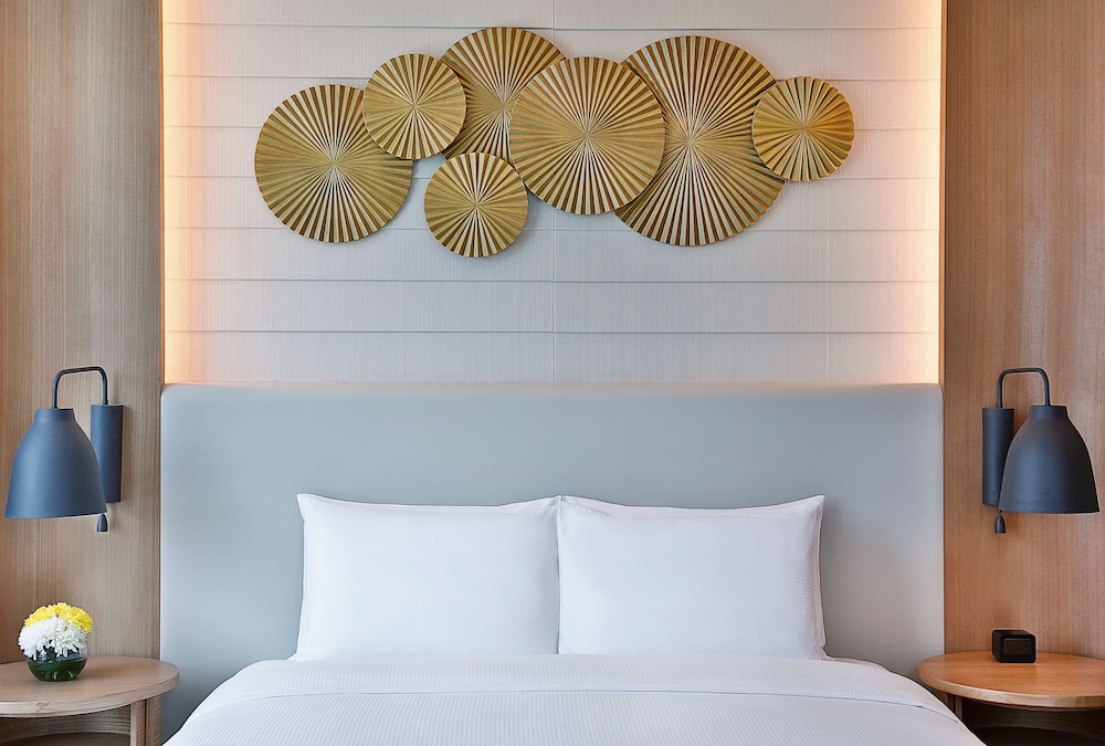 Available room