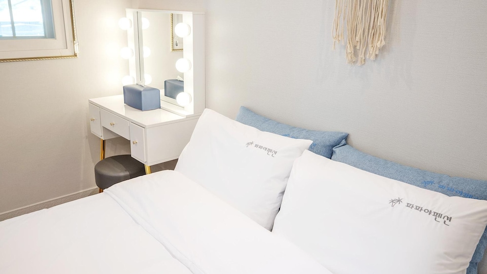 Basic Room, 1 Bedroom (106(with Pet,2nd floor)) - Photo 12