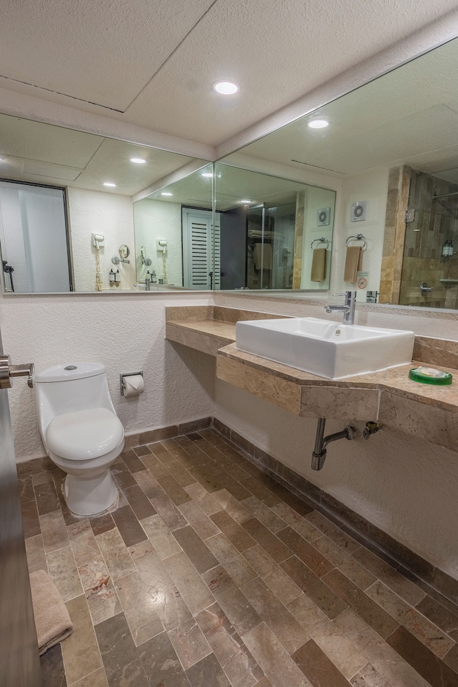 Standard Double Room, 2 Double Beds, Sea View - Photo 7