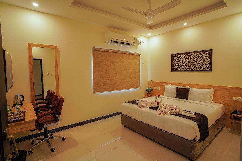Deluxe Double Room - Photo 1