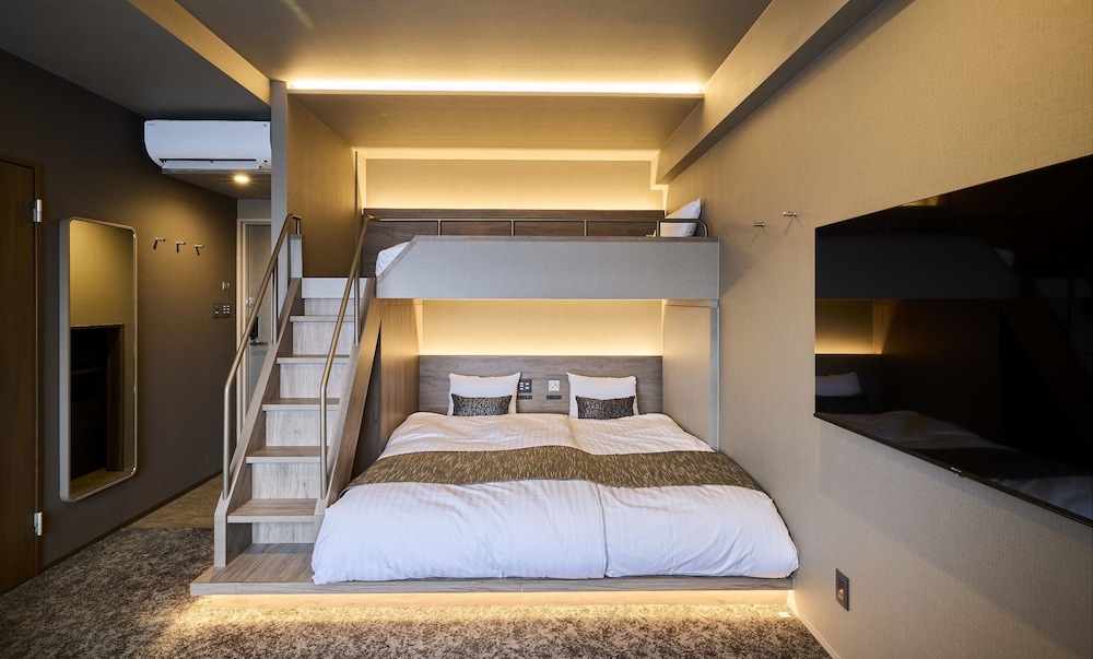 Bunk Triple Room, Non Smoking photo 2