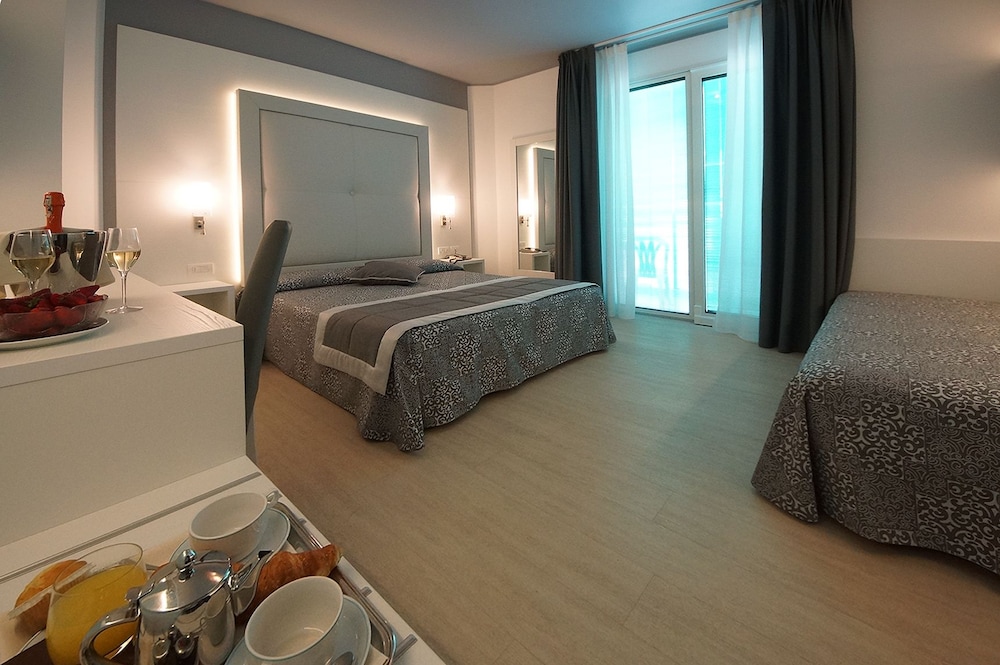 Flexible Triple Room (Room Change)