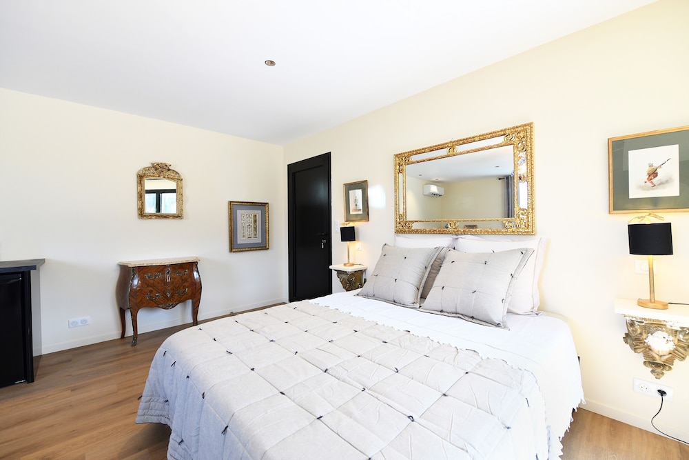 Luxury Suite (El Patio) photo 1