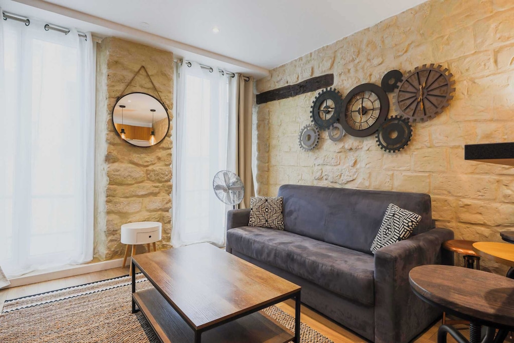 City Apartment photo 2