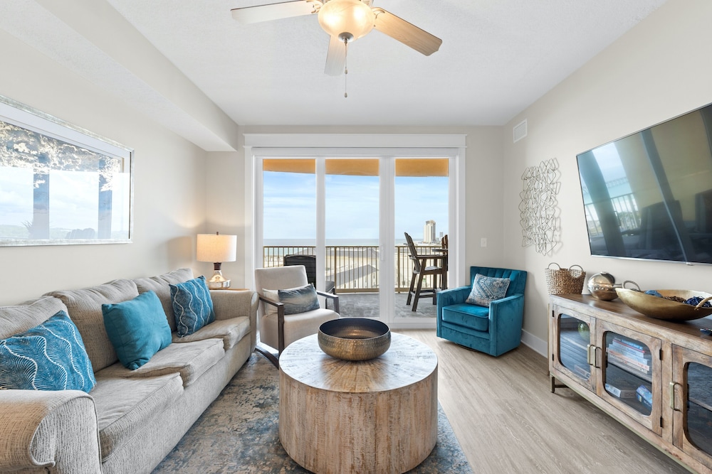 Condo, 3 Bedrooms, Sea View (811)