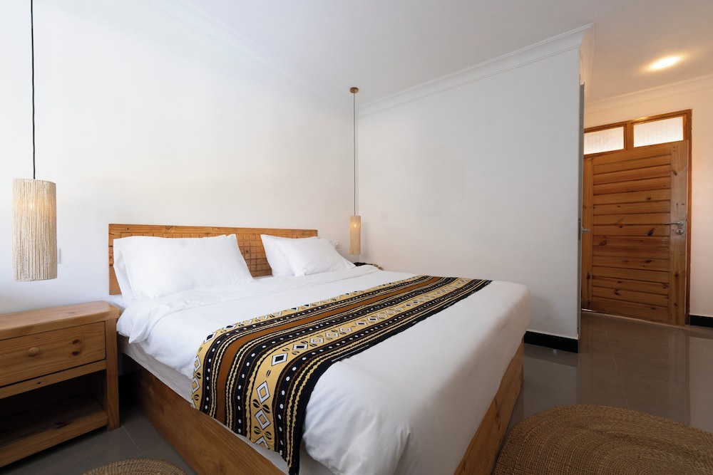 Standard Double Room, Garden View