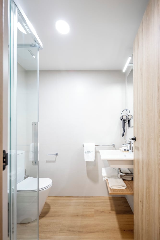 Single Room photo 3