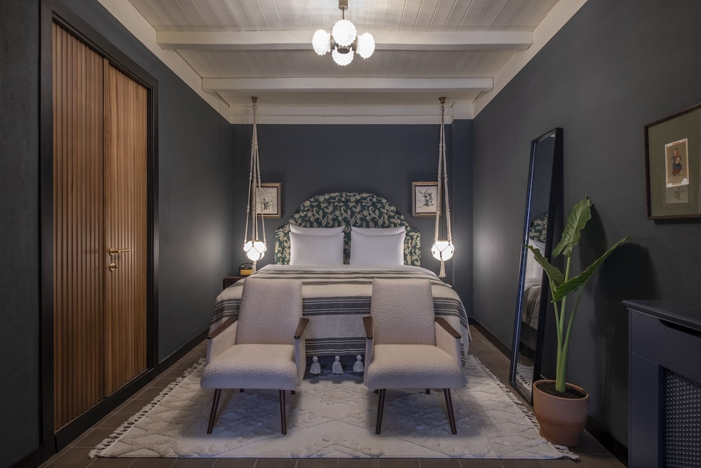 Executive Studio Suite