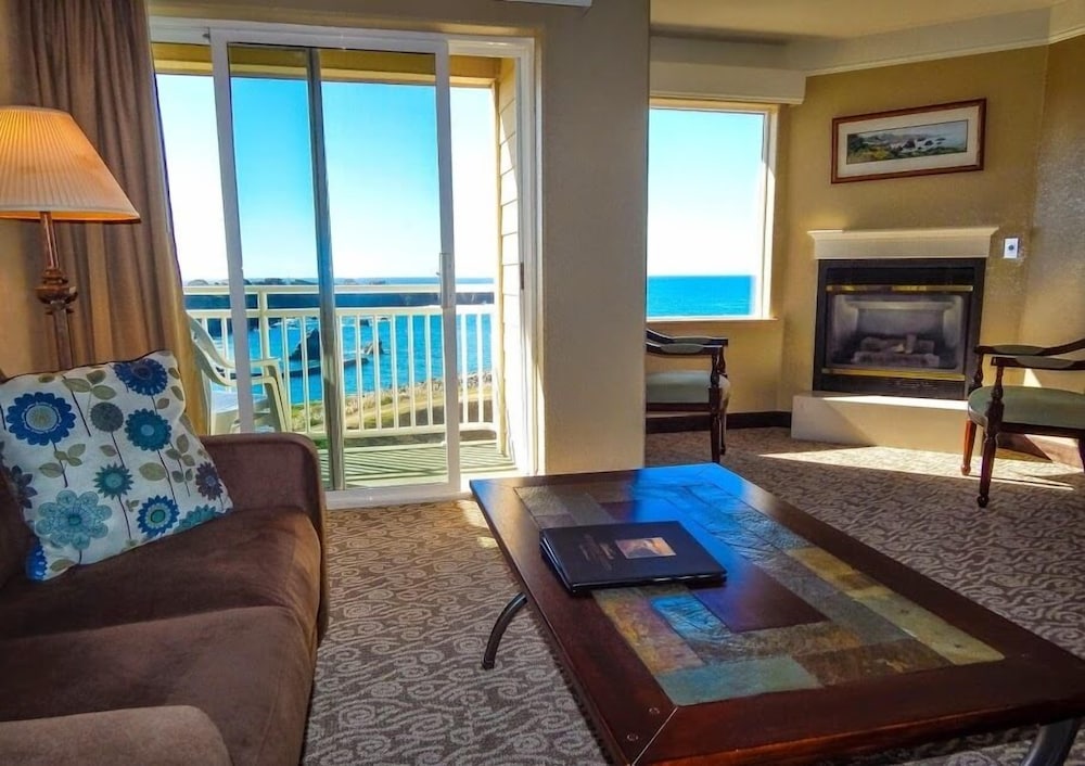 Top Floor King Without Tub, Ocean View