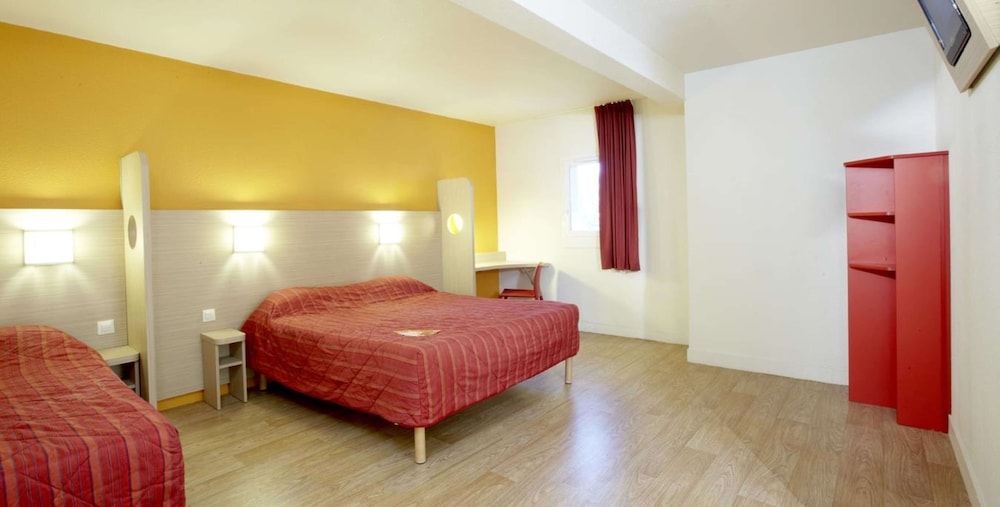 Standard Room, 2 Twin Beds - Photo 6