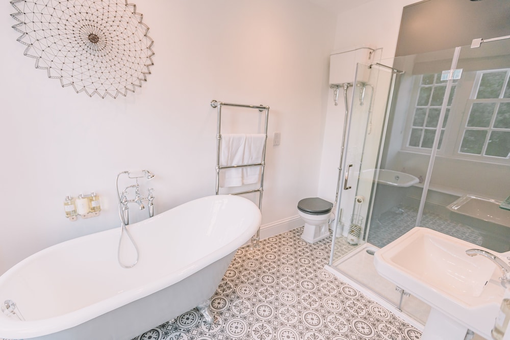 Luxury Suite, Ensuite, River View (Sterling) - Photo 5