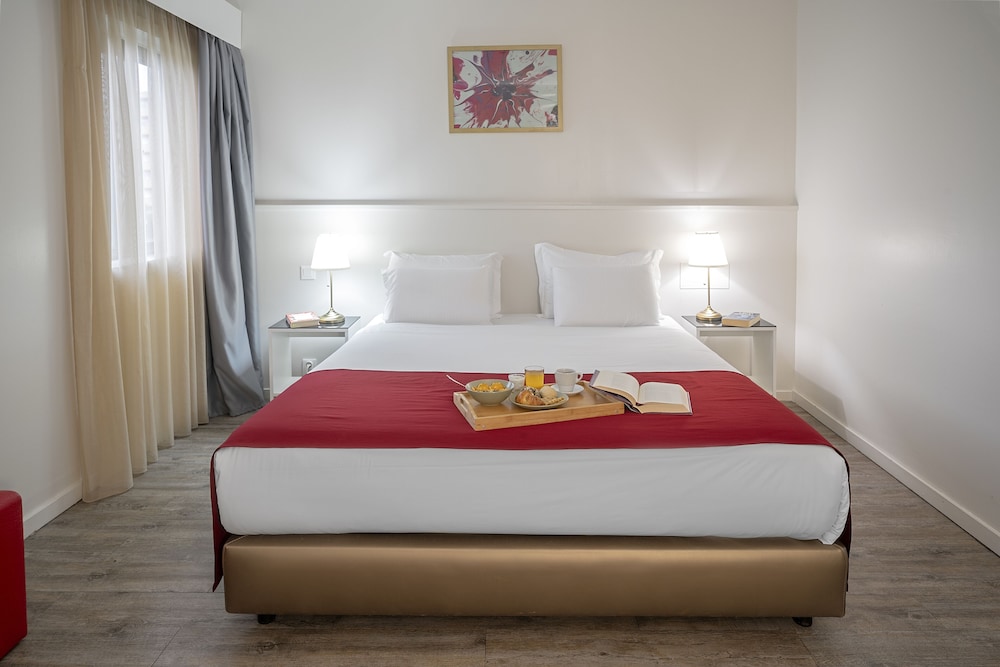 Double Room - Photo 3